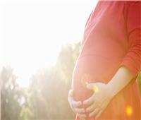 كيف يمكن لأشعة الشمس أن تؤثر على القدرة الإنجابية للنساء؟.. دراسة توضح