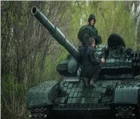 ألمانيا تنظر إلى مخزونات المدافع الهندية لتسليح القوات الأوكرانية
