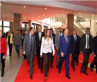 محافظا دمياط والقاهرة ورئيس هيئة المعارض يفتتحون معرض القاهرة الدولي للأثاث 