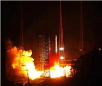الصين تطلق أول قمر صناعي للإنترنت في مدار عالٍ