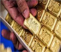 تصريحات «باول» تربك أسواق الذهب وتصعد بالأوقية لمستويات قياسية