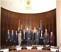 وفد جامعة جينغاسو الصينية في زيارة لجامعة الإسكندرية لتعزيز سبل التعاون