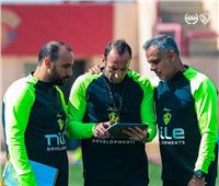 الجهاز الفني للزمالك يعلن برنامج الفريق اليوم قبل خوض نهائي كأس مصر 