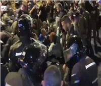 الشرطة الإسرائيلية تعتقل متظاهرين خلال احتجاجات تطالب باستقالة نتنياهو