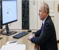 بوتين يدلي بصوته عبر الإنترنت في الانتخابات الرئاسية الروسية