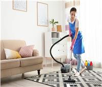 لربات البيوت.. حيل بسيطة لـ«تنظيف السجاد» بسهولة