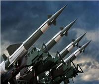 طوكيو: بيونج يانج أطلقت ثلاثة صواريخ باليستية خارج المنطقة الاقتصادية الخالصة لليابان