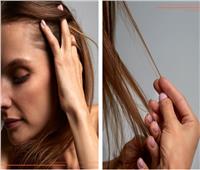خبراء يوضحون الأسباب الرئيسية لتساقط الشعر 