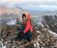 طفل بريطاني موهوب يتسلق الجبال للأعمال الخيرية