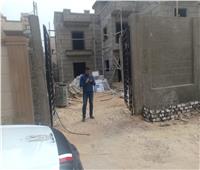 إيقاف أعمال بناء 5 فيلات دون ترخيص غرب الإسكندرية | صور  