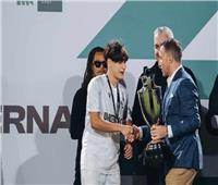 دل بييرو يسلم كأس بطولة زد الدولية لنادي فيتوريا البرتغالي