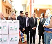 توزيع 500 كيلو من اللحوم على أهالي 4 قرى بمركز الحسينية بالشرقية