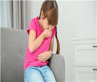 بعد انتشار النزلات المعوية.. طرق علاج القيئ عند الأطفال في المنزل