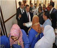 محافظ المنوفية يزور مصابي غزة بمستشفى حميات شبين الكوم