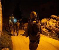 قوات الاحتلال تقتحم عدة مدن فلسطينية بينها قلقيلية وطولكرم و«إذنا»