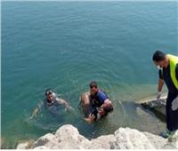 جهود مكثفة البحث عن جثة عامل غرق بمياه الرياح الناصري بالبحيرة 