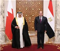 خبير سياسات دولية: زيارة عاهل البحرين للقاهرة لها دلالات مهمة قبل انعقاد القمة العربية