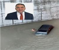 «أنقذ عائلة من الغرق».. تكريم مدير بنك مصر بالإمارات | فيديو