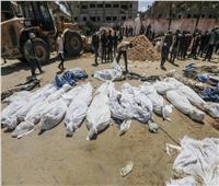 الدفاع المدني في غزة يعلن العثور على 392 جثة في ثلاث مقابر جماعية 