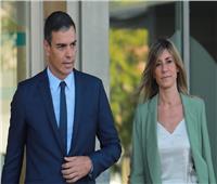 بسبب زوجته.. رئيس الوزراء الإسباني على وشك الاستقالة 