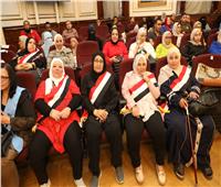  تكريم الحاصلين على المراكز الأولى في المسابقة الدينية بالقاهرة        