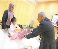 أبو الغيط يزور أطفال فلسطين فى مستشفيات قطر