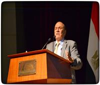 رئيس جامعة الإسكندرية يشهد الندوة التثقيفية عن الأمن القومي
