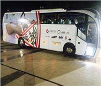 حافلة الزمالك تصل إلى ستاد القاهرة لخوض نهائي الكونفدرالية 