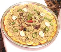 طبق الأسبوع| من مطبخ الشيف أحمد الشناوي.. طريقة عمل اللحم المُبهر بالأرز