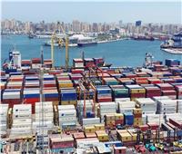 تصدير 943 حاوية إلى الخارج وتداول 146 ألف طن بضائع استراتيجية بميناء الإسكندرية