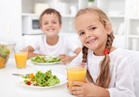 العصير الطازج لا يسبب زيادة وزن الأطفال