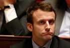 فرنسا تكرم الشرطي ضحية اعتداء الشانزليزيه بحضور مرشحي الرئاسة ماكرون ولوبن