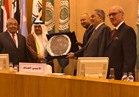 الجامعة العربية تمنح رئيس وزراء البحرين درع"الريادة في العمل التنموي"