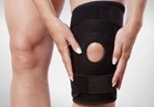 دراسة : سماع «طقطقة» الركبتين علامة مبكرة على الإصابة بهشاشة العظام