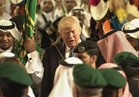   فيديو وصور..ترامب يرقص «العرضة» السعودية مع خادم الحرمين 