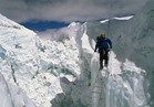 الثالث في العالم.. ضرير ينجح في تسلق جبل إيفرست