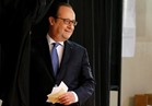 أولاند يدلي بصوته في انتخابات الرئاسة الفرنسية