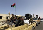 الجيش الليبي يغلق الطريق الساحلي بمدينة بنغازي