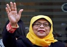 انتخاب حليمة يعقوب رسميا أول رئيسة لسنغافورة