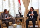 وزير الاتصالات يبحث مع رئيس شنايدر إليكتريك العالمية توسيع استثمارات الشركة بمصر