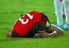 شاهد | عبد الشافي يفقد الوعي فى مباراة مصر وأوغندا 