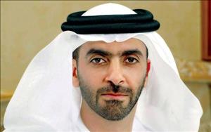 وزير داخلية الإمارات : قطر حرباء حتى لو وقفت بجوار شجرة زيتون