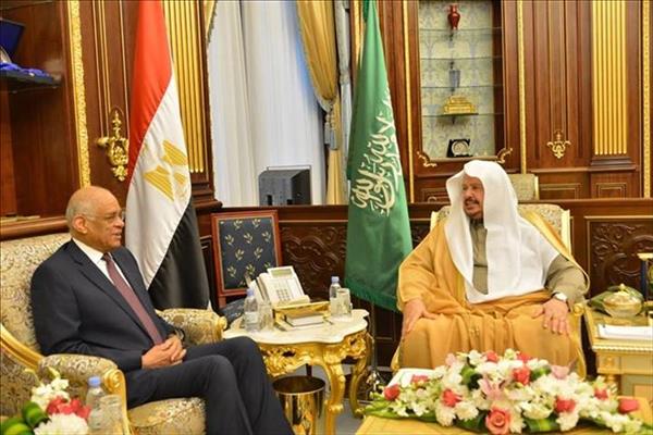 عبد العال خلال لقائه مع رئيس مجلس الشوري السعودي