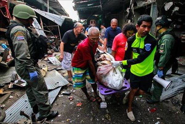 تفجير قنبلة بسوق تايلاند