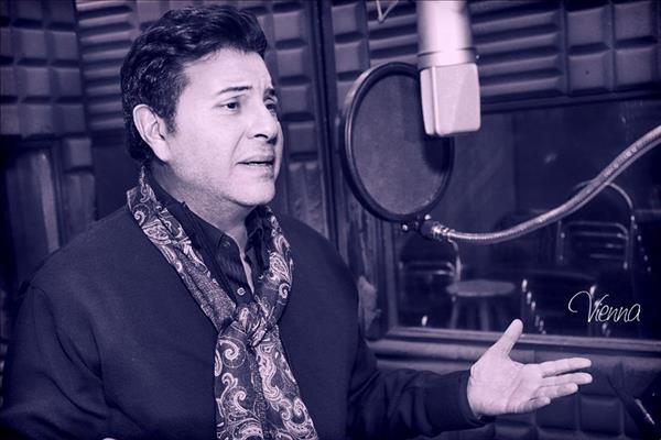 أمير الغناء العربي الفنان هاني شاكر