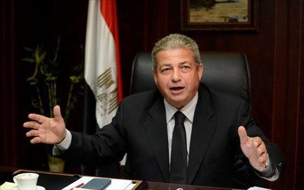 وزير الرياضة المهندس خالد عبد العزيز