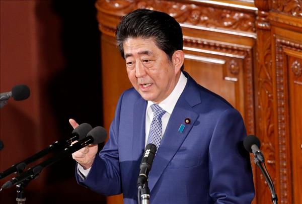  رئيس الوزراء الياباني شينزو آبي