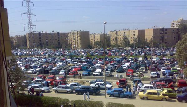 سوق العاشر للسيارات بمدينة نصر - صورة أرشيفية