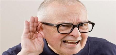 ضعف السمع يؤدي لضعف الذاكرة