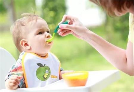  التغذية السليمة للطفل في السنة الأولى